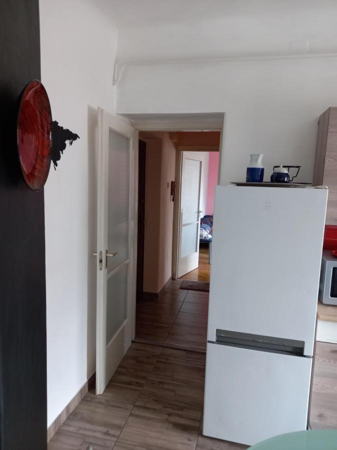 Aha Apartment Debrecen Ngoại thất bức ảnh